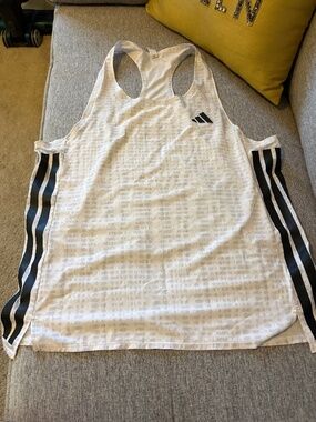 Adidas Adizero Women’s Singlet Size L